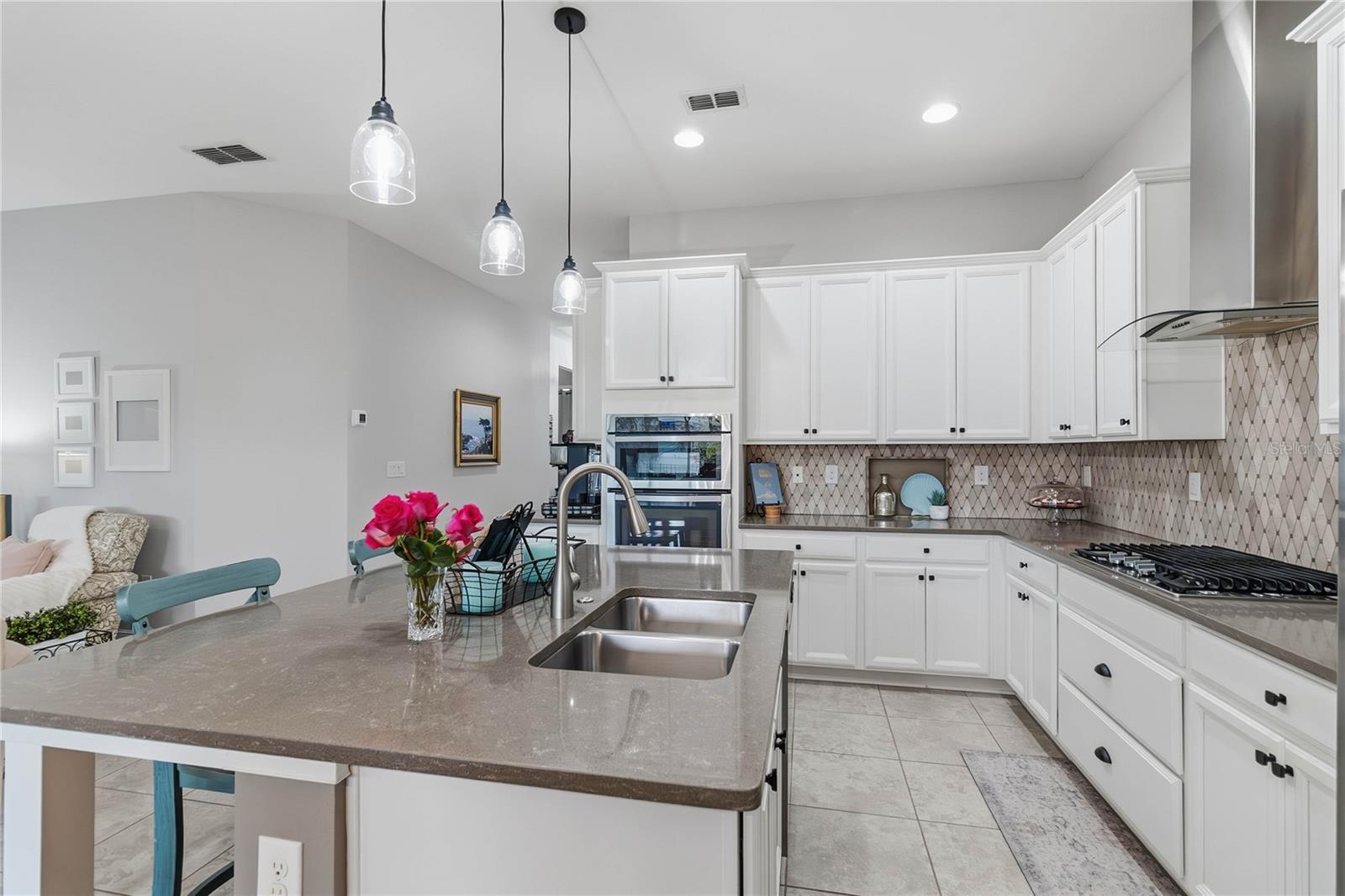 TWIN LAKES PH 1 - Residential