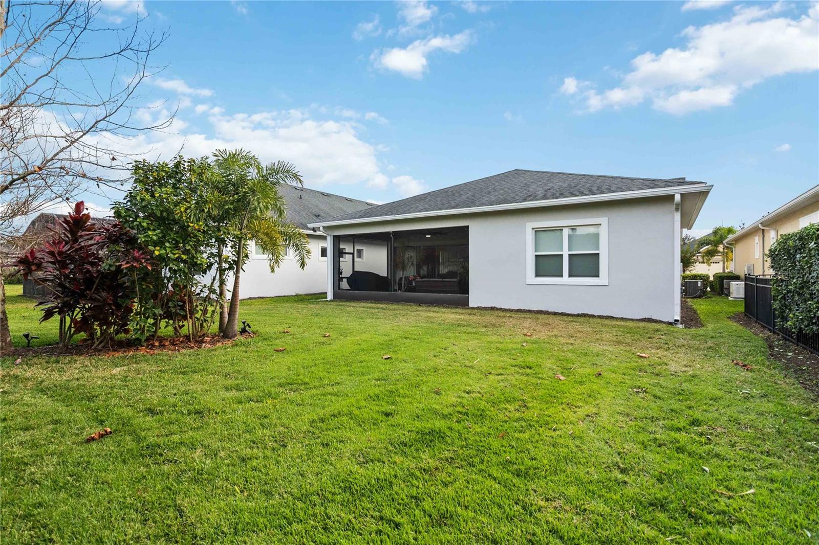 TWIN LAKES PH 1 - Residential