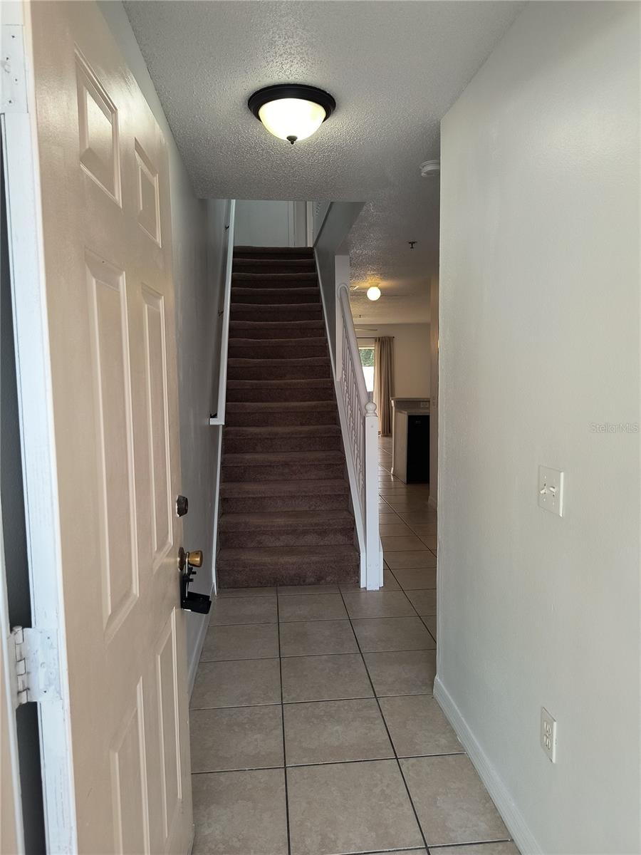 WINDSOR OAKS - Residential Lease