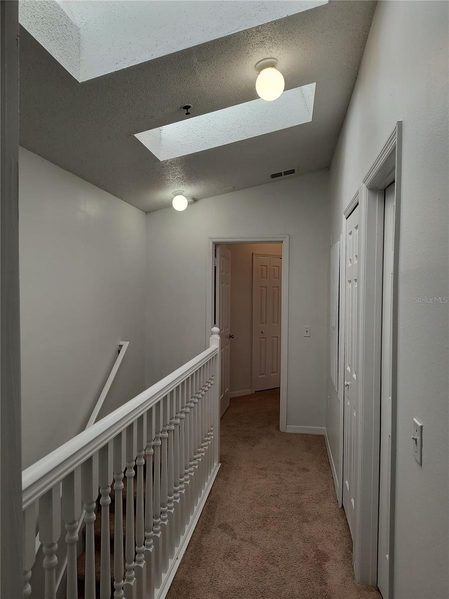 WINDSOR OAKS - Residential Lease