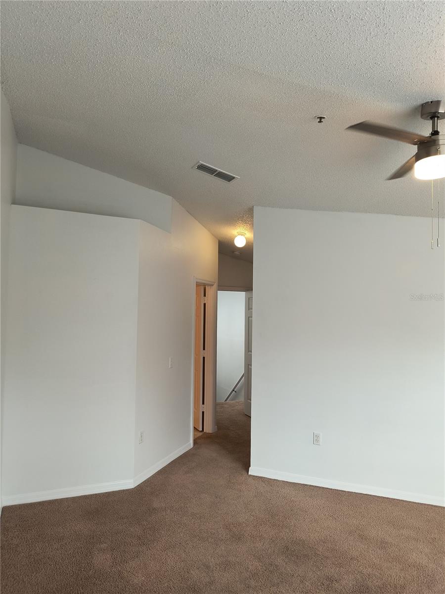 WINDSOR OAKS - Residential Lease