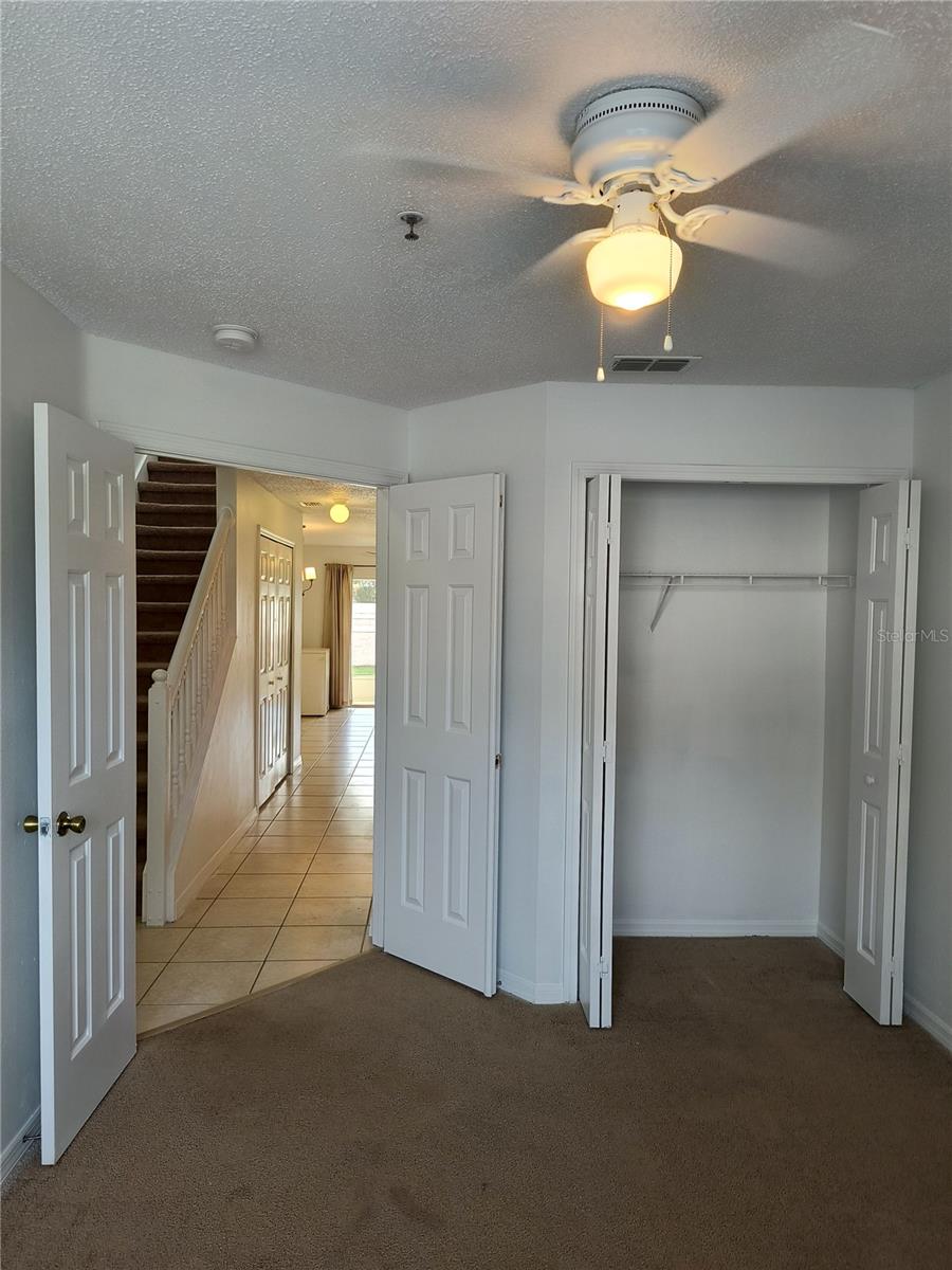 WINDSOR OAKS - Residential Lease