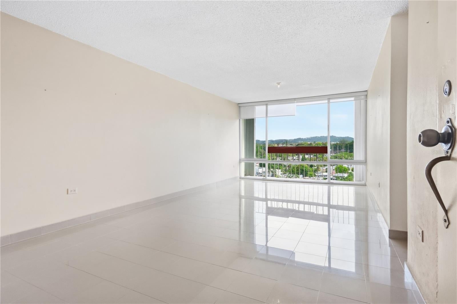 El Señorial APT 905 CONDOVILLA DE LA CEIBA COND. 1