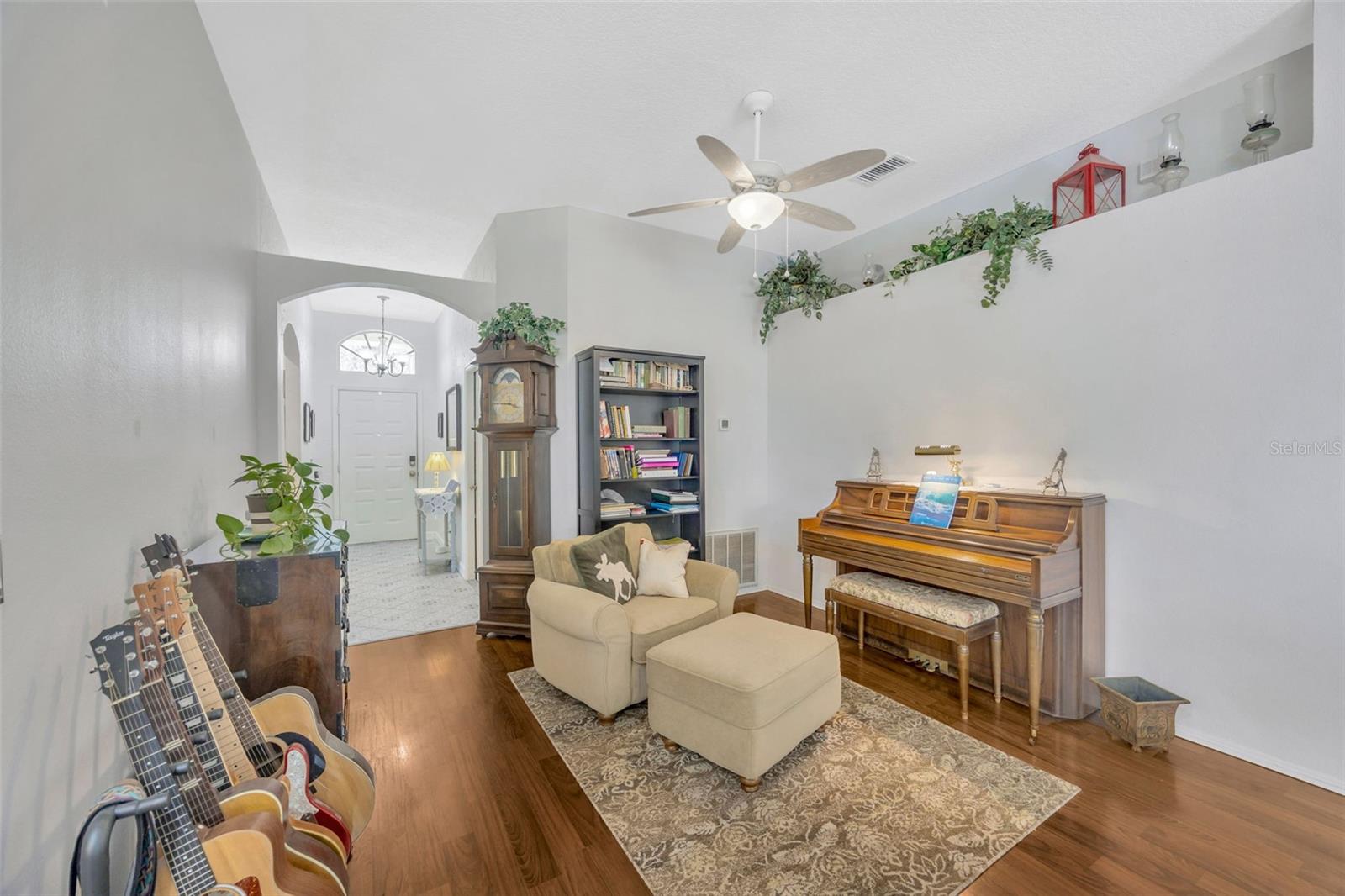 OAK GLEN - Residential Lease