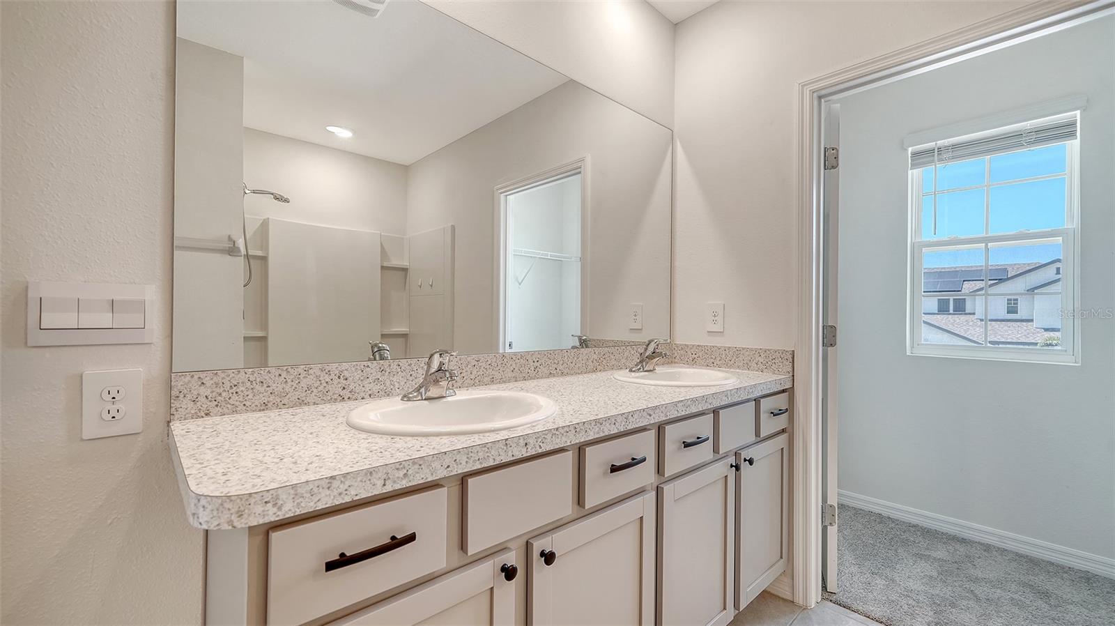 PROMENADE ESTATES PH II - Residential