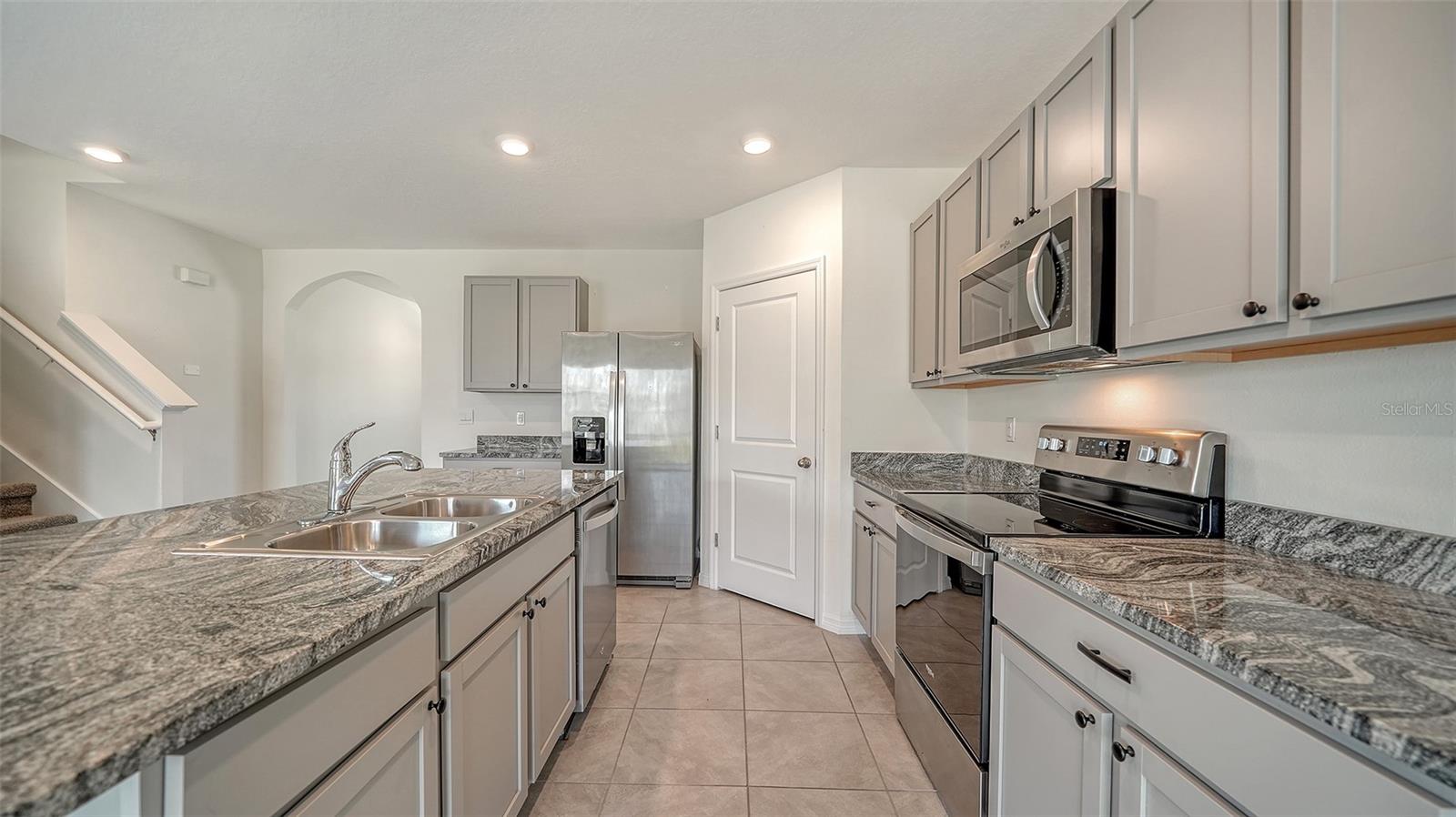 PROMENADE ESTATES PH II - Residential