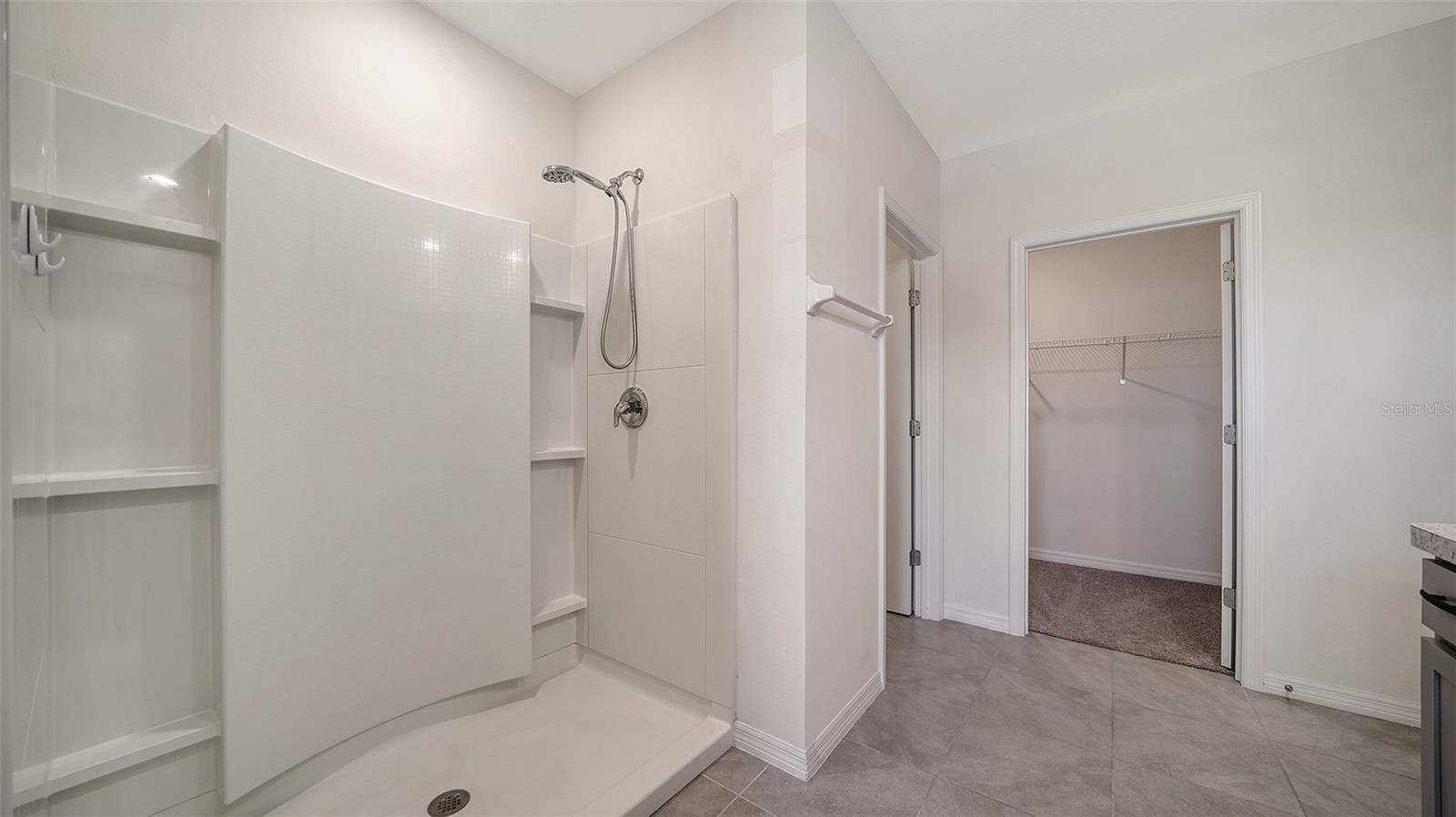 PROMENADE ESTATES PH II - Residential
