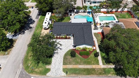 Single Family Residence in SEMINOLE FL 8193 128TH STREET 35.jpg