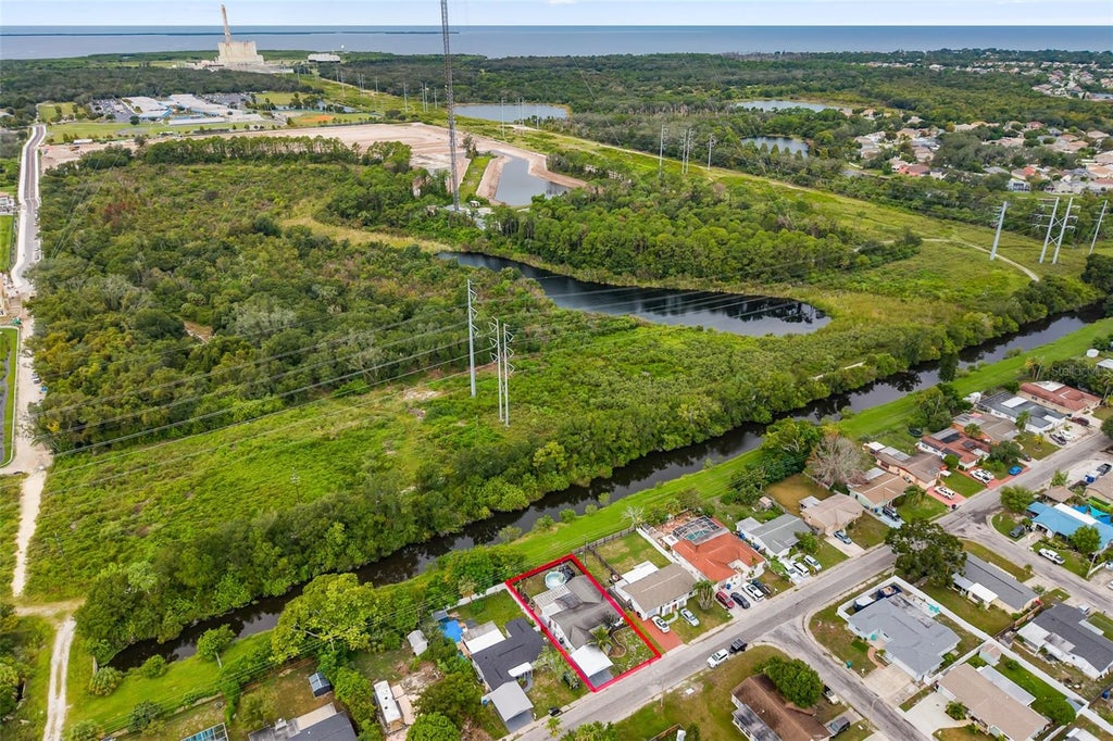 Photo of 1539 Dartmouth Drive, Holiday, FL 34691 (MLS # TB8555102)