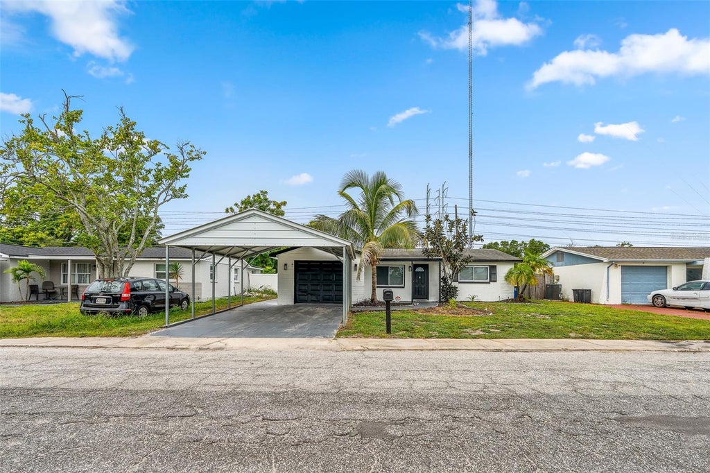 Photo of 1539 Dartmouth Drive, Holiday, FL 34691 (MLS # TB8555102)