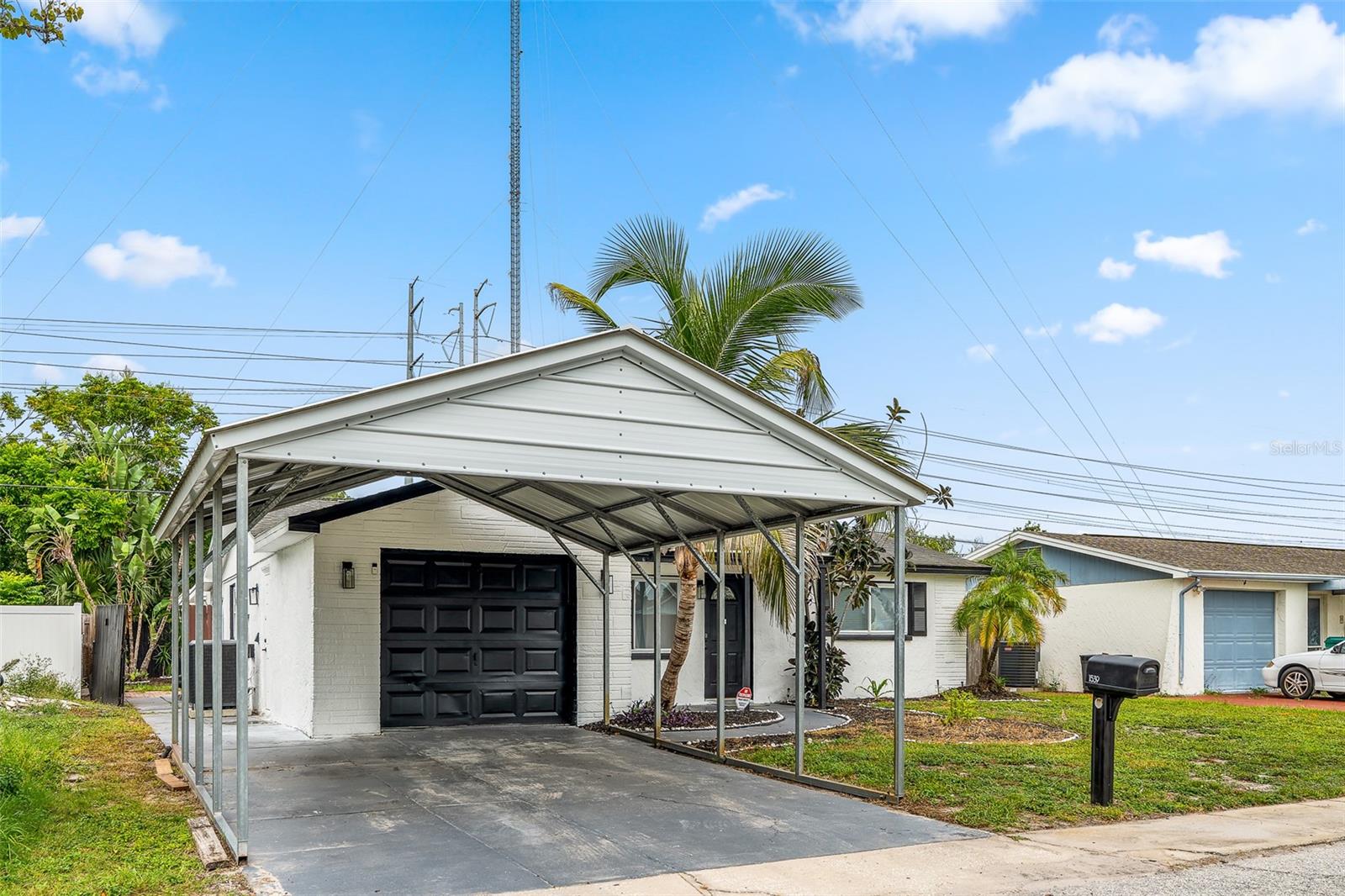 1539 DARTMOUTH DRIVE
