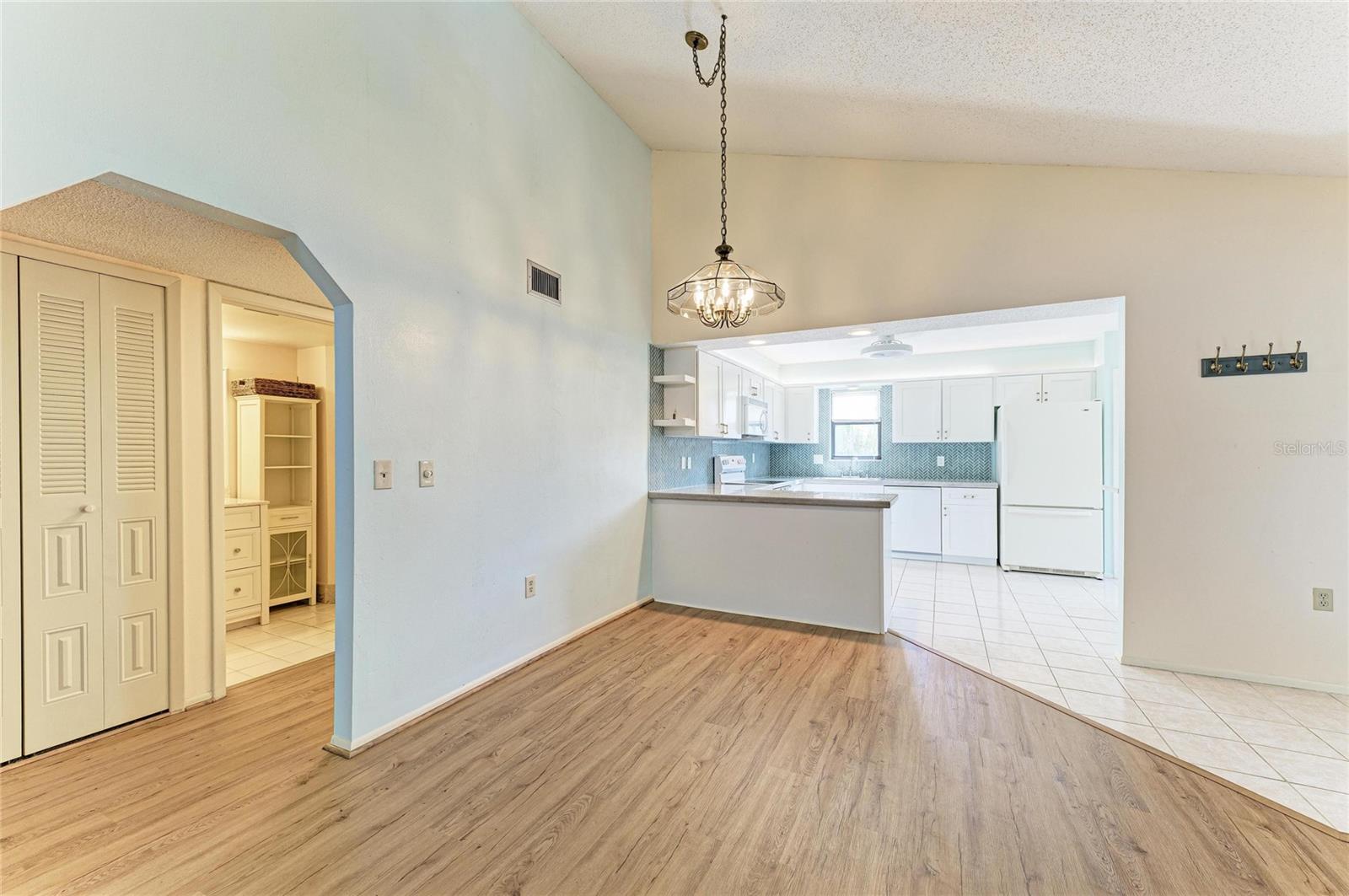 MORTON VILLAGE - Residential