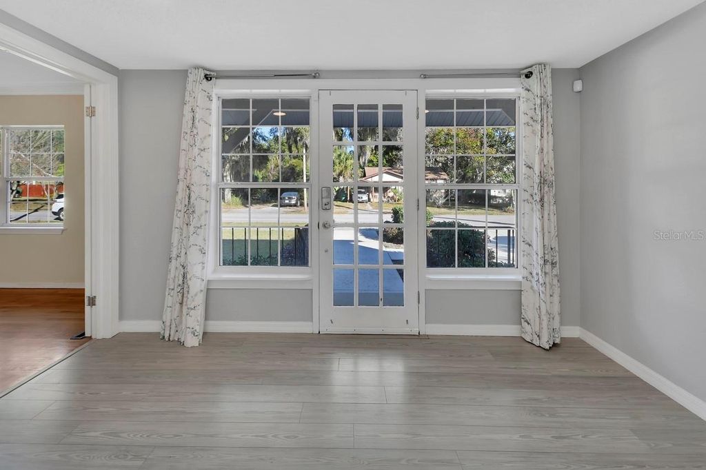 Photo of 616 W Minnesota Avenue, Deland, FL 32720 (MLS # V4946466)