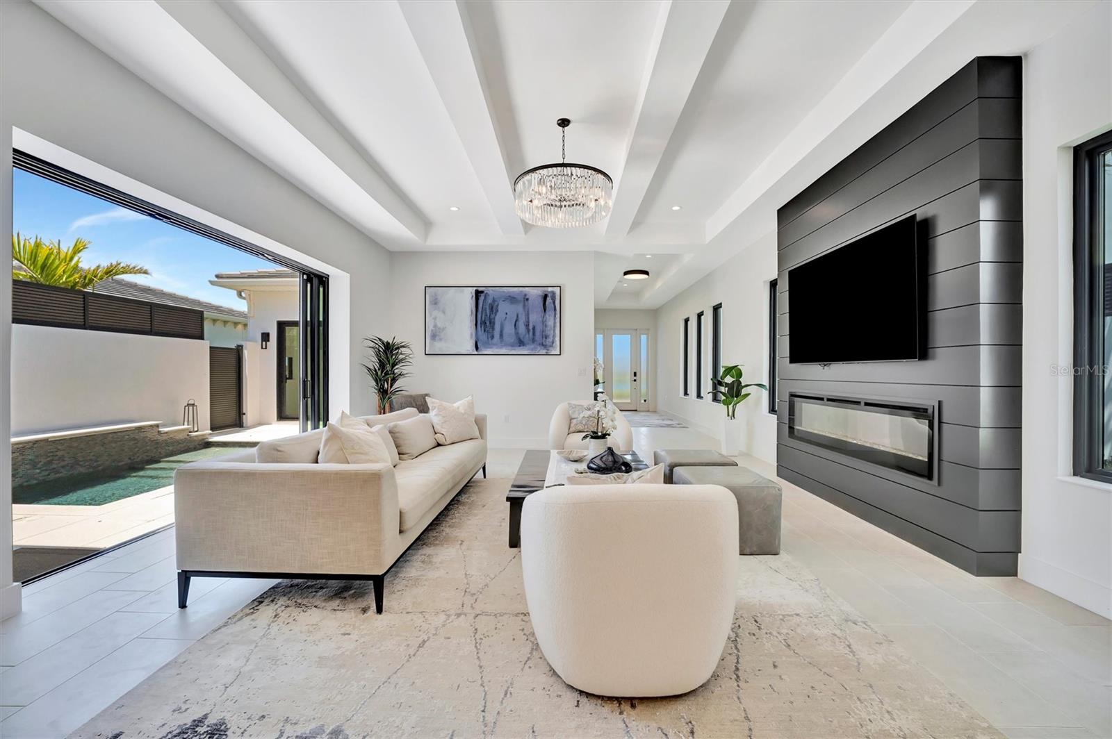 AQUA LAGOON - Residential