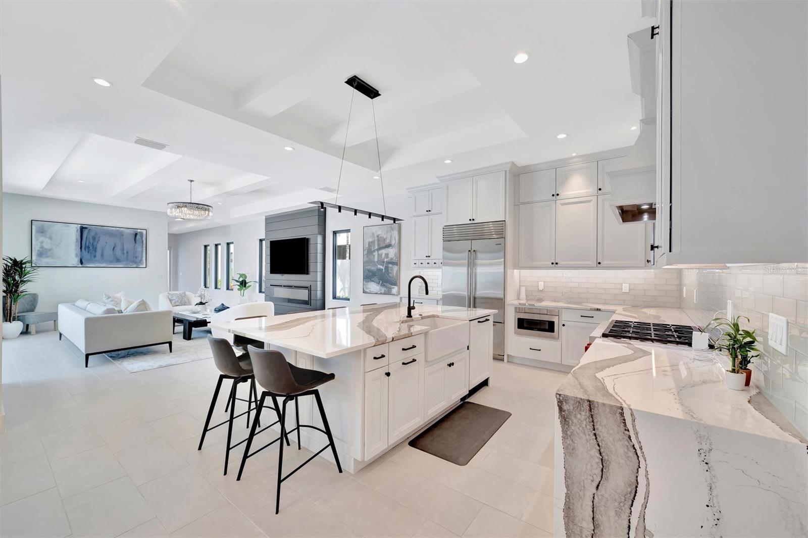 AQUA LAGOON - Residential