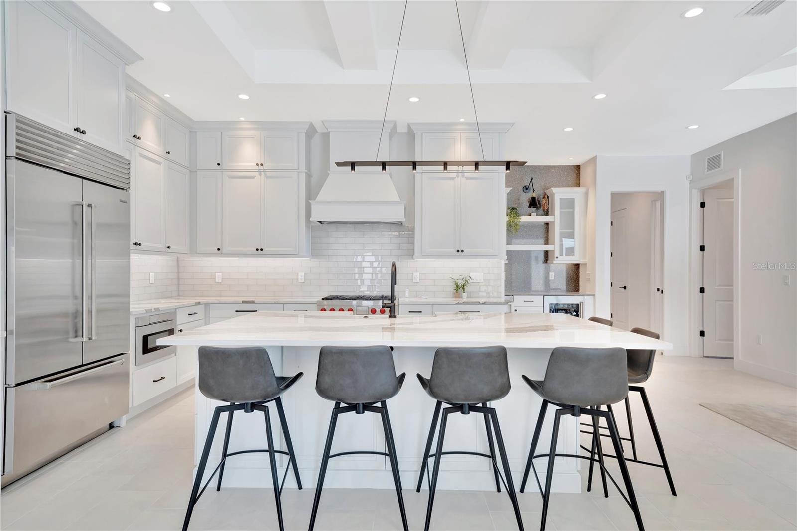 AQUA LAGOON - Residential