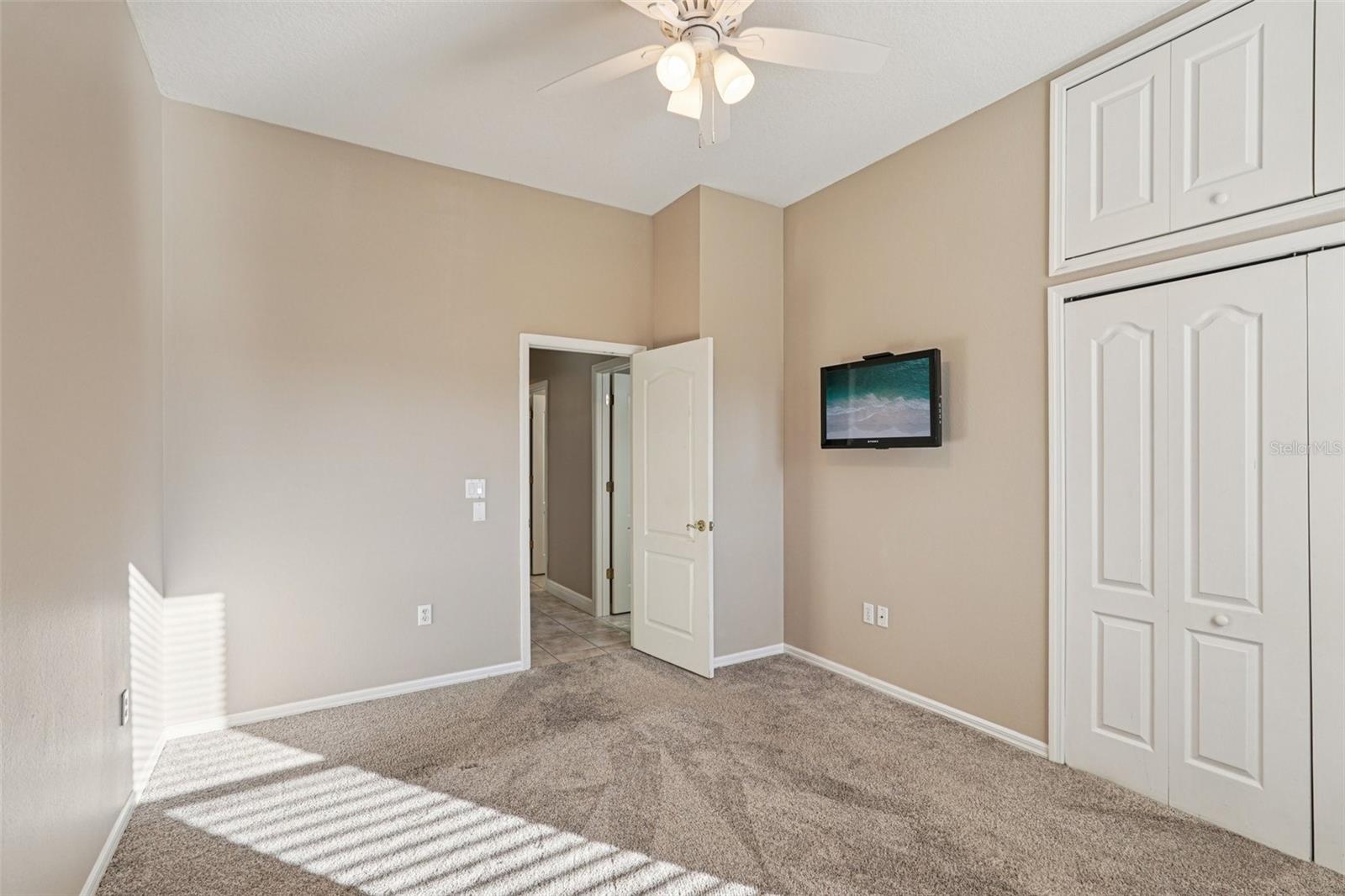 COUNTRY CREEK - Residential