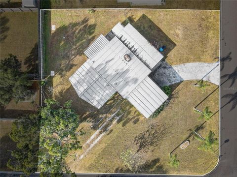 Photo of 1000 61st Avenue N, St Petersburg, FL 33703 (MLS # TB8454472)