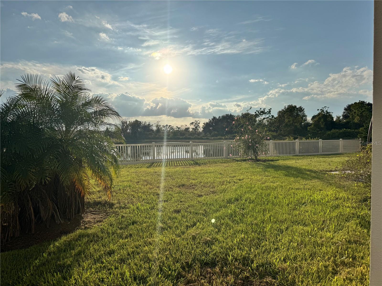 RIVERSTONE PH 2 - Residential Lease