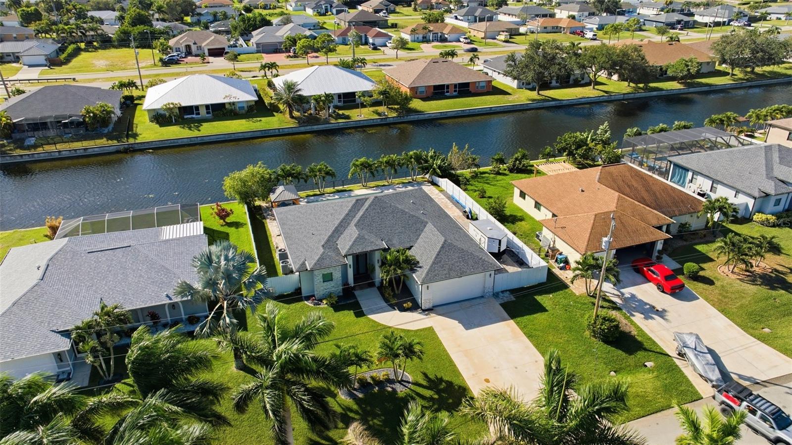 CAPE CORAL - Residential
