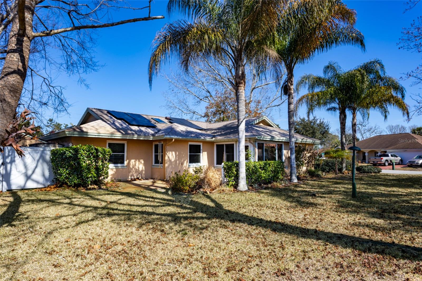 PINE LAKES - Residential