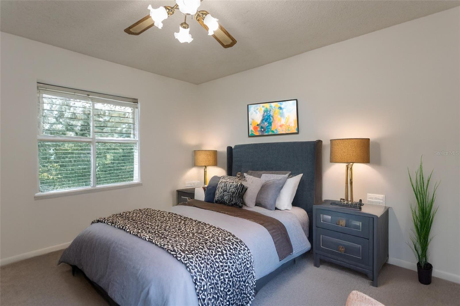 PINE LAKES - Residential