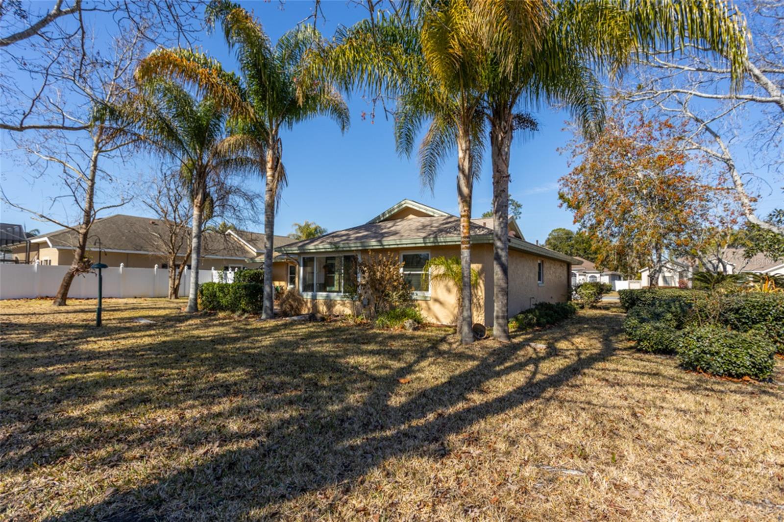 PINE LAKES - Residential