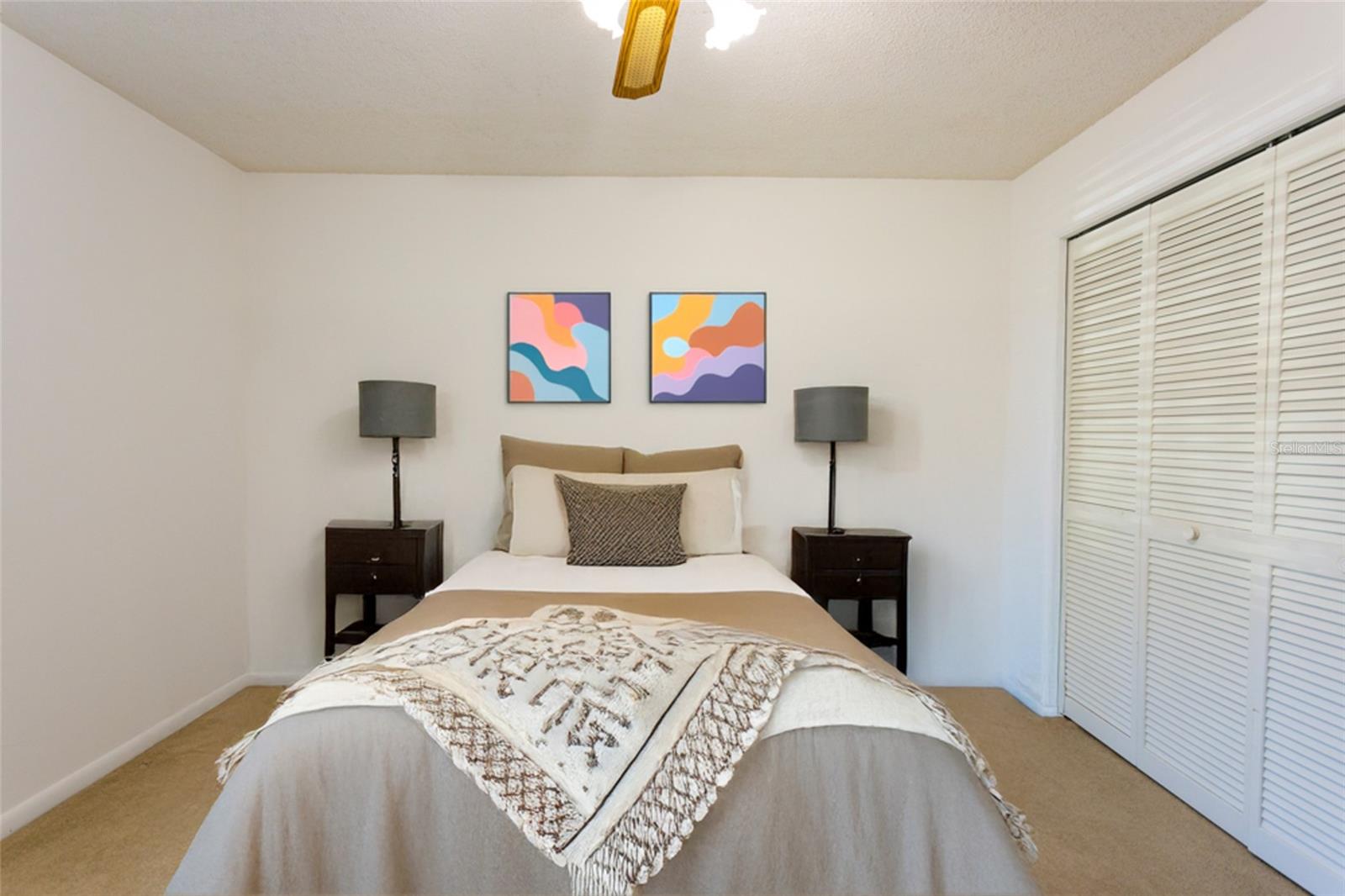 PINE LAKES - Residential