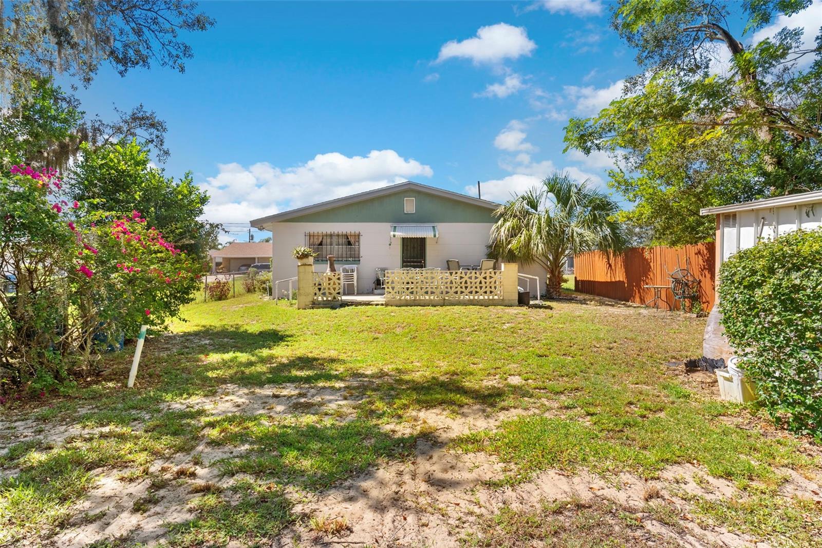 LAKE WALES LAND CO RESUB - Residential