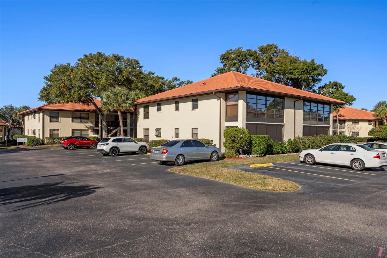 HAMMOCK PINES - Residential