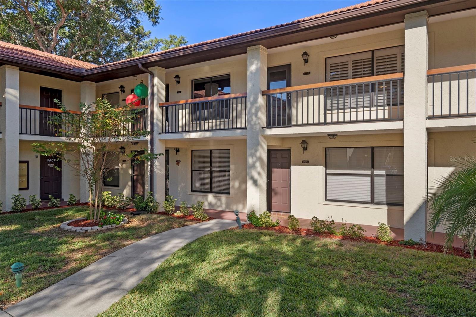 HAMMOCK PINES - Residential