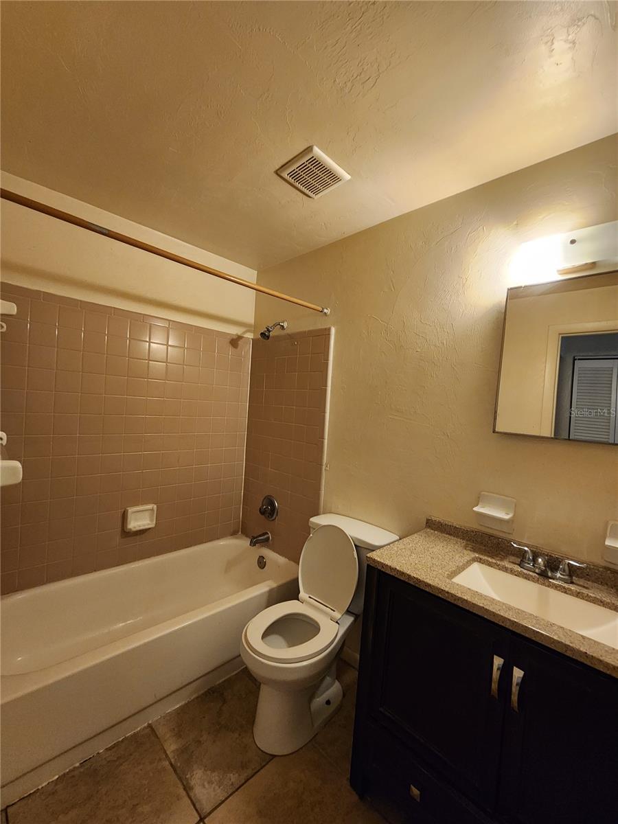 CEDAR RIDGE - Residential Lease