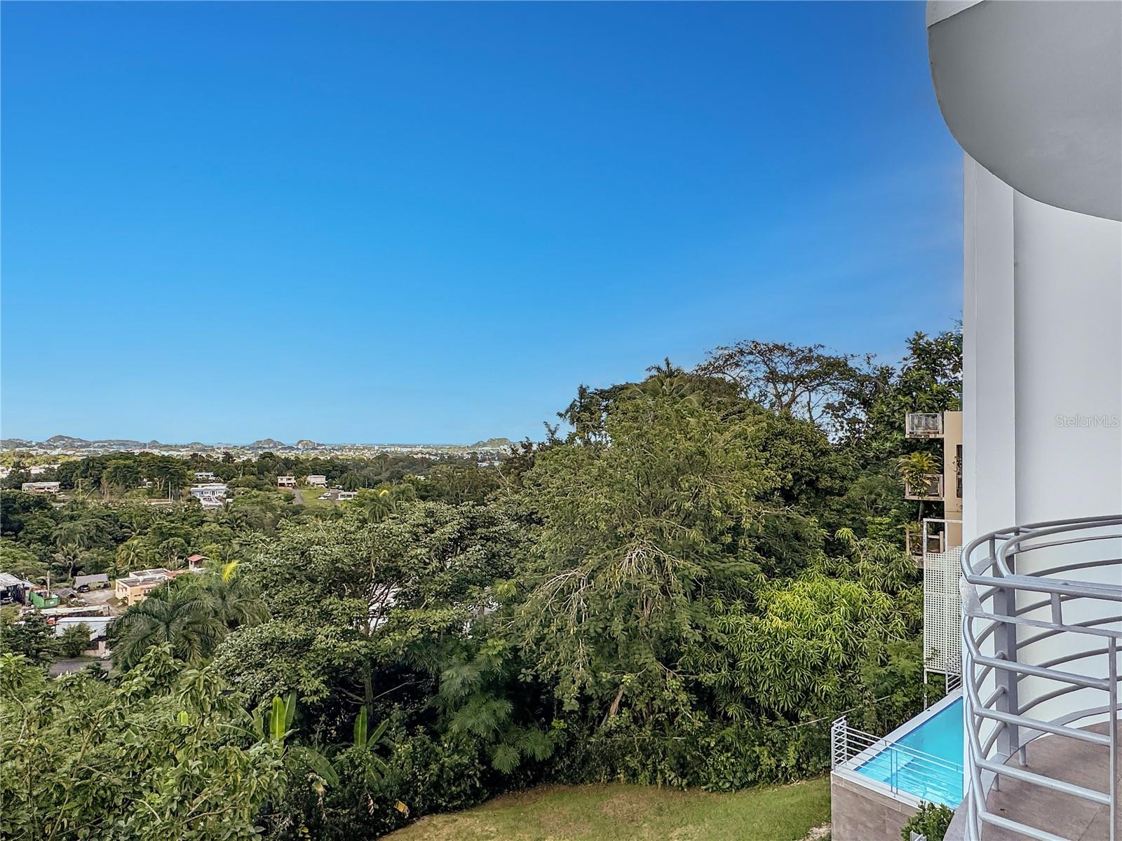 MINILLAS WARD, LA FLORESTA - Residential