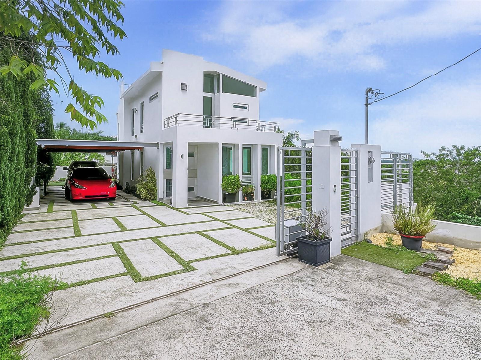 MINILLAS WARD, LA FLORESTA - Residential