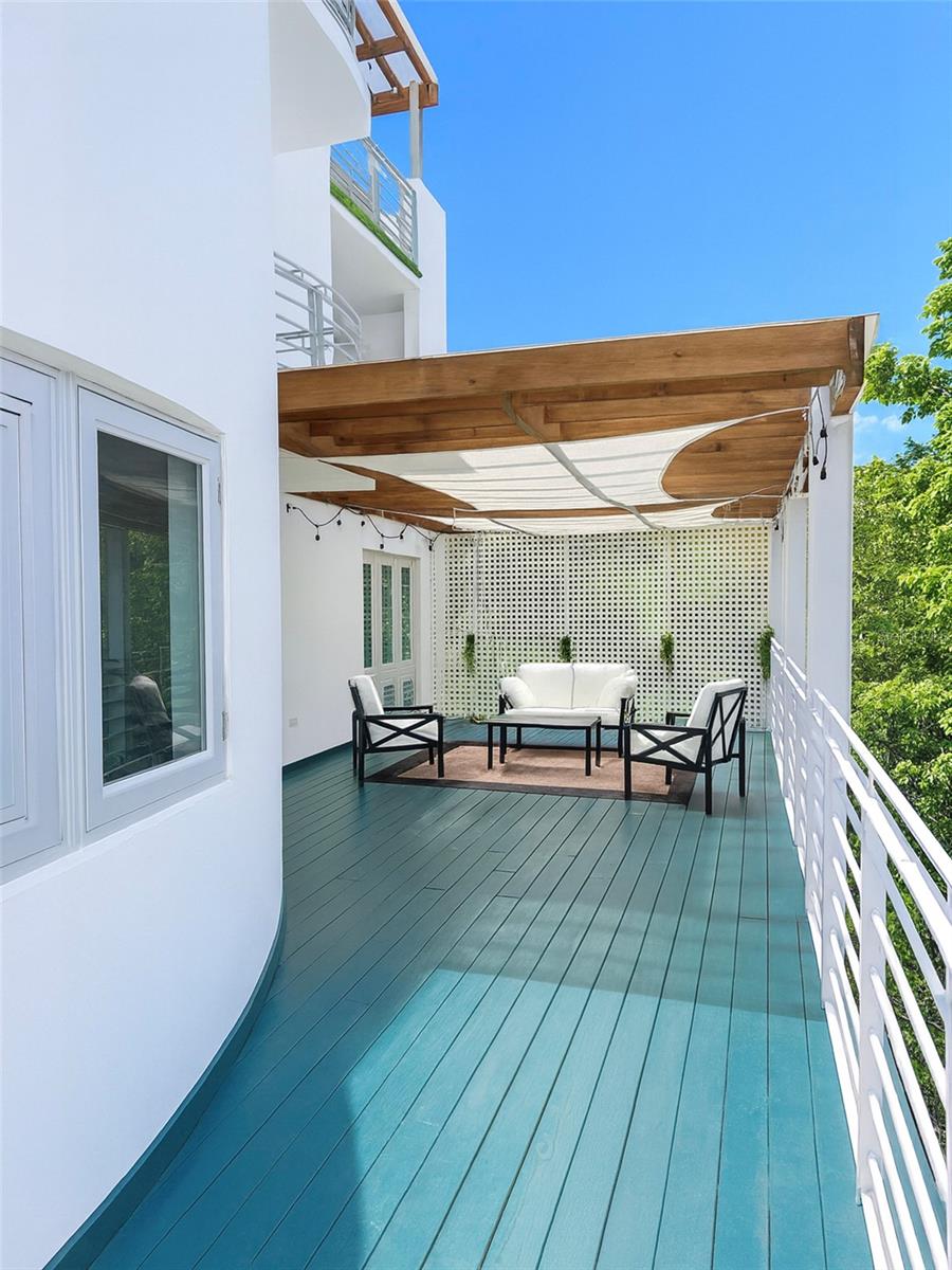 MINILLAS WARD, LA FLORESTA - Residential