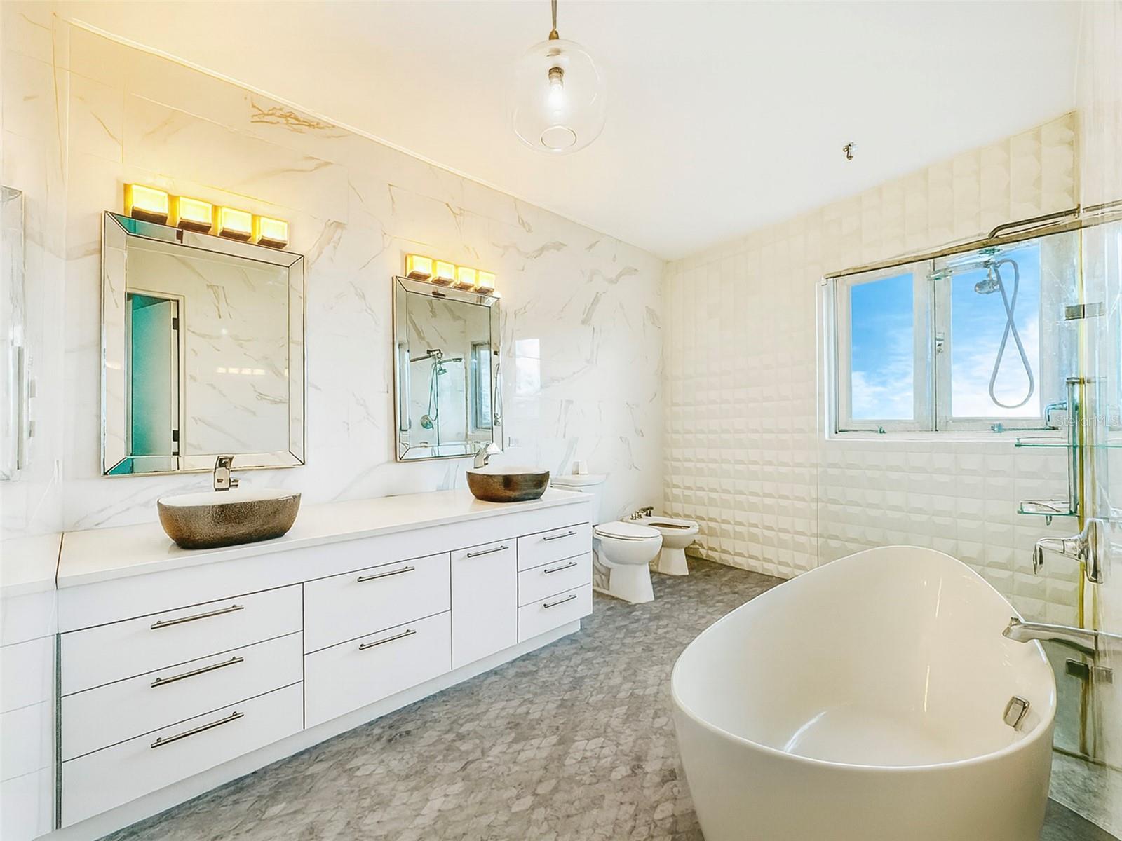 MINILLAS WARD, LA FLORESTA - Residential