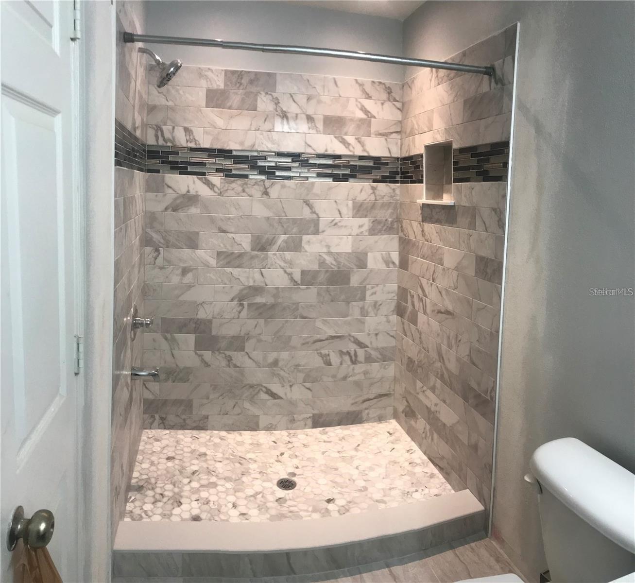 EQUESTIRIAN PARC AT HIGHWOODS P - Residential