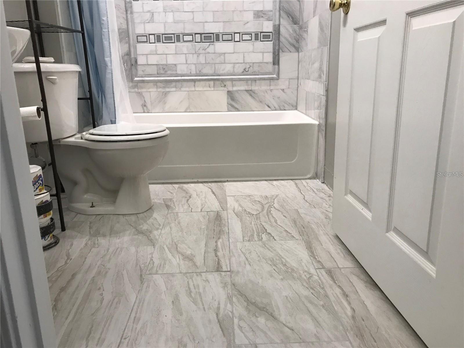 EQUESTIRIAN PARC AT HIGHWOODS P - Residential