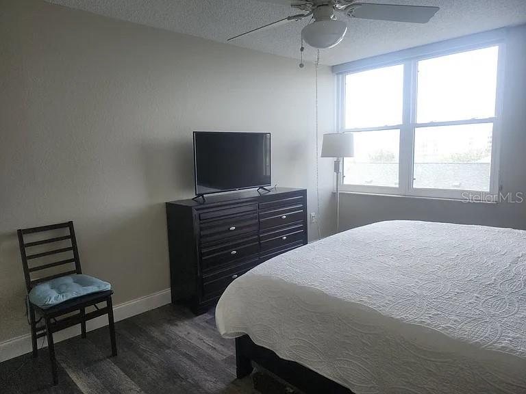 STARBOARD TOWER - Residential Lease
