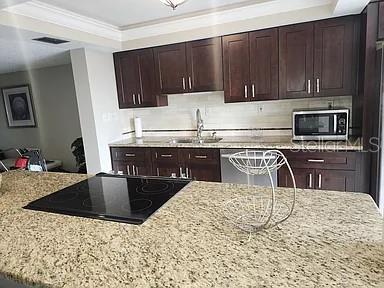 STARBOARD TOWER - Residential Lease
