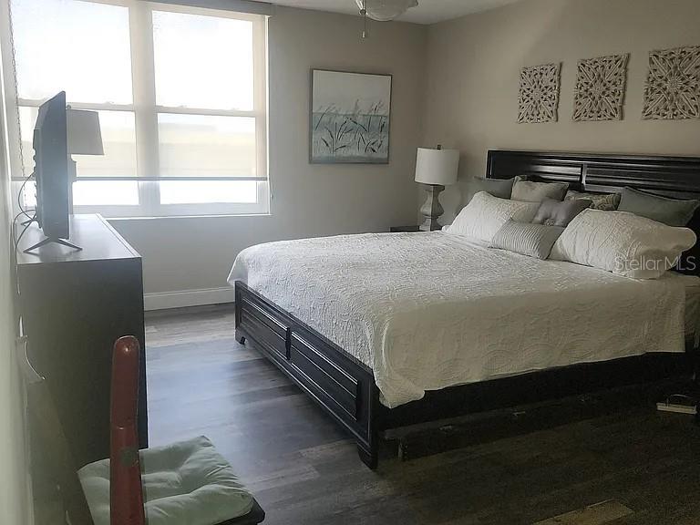STARBOARD TOWER - Residential Lease
