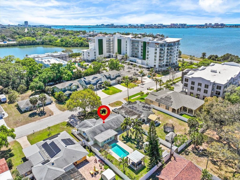 Photo of 1022 Sunnydale Drive, Clearwater, FL 33755 (MLS # TB8489270)