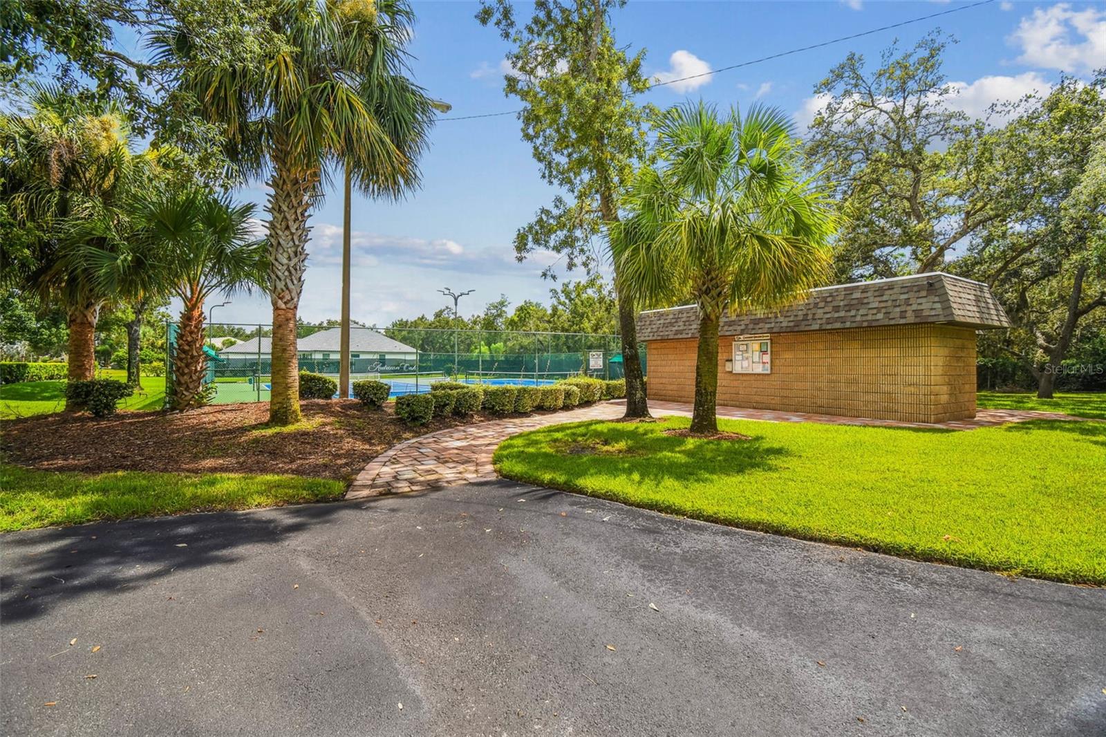 AUTUMN OAKS SOUTH - Land