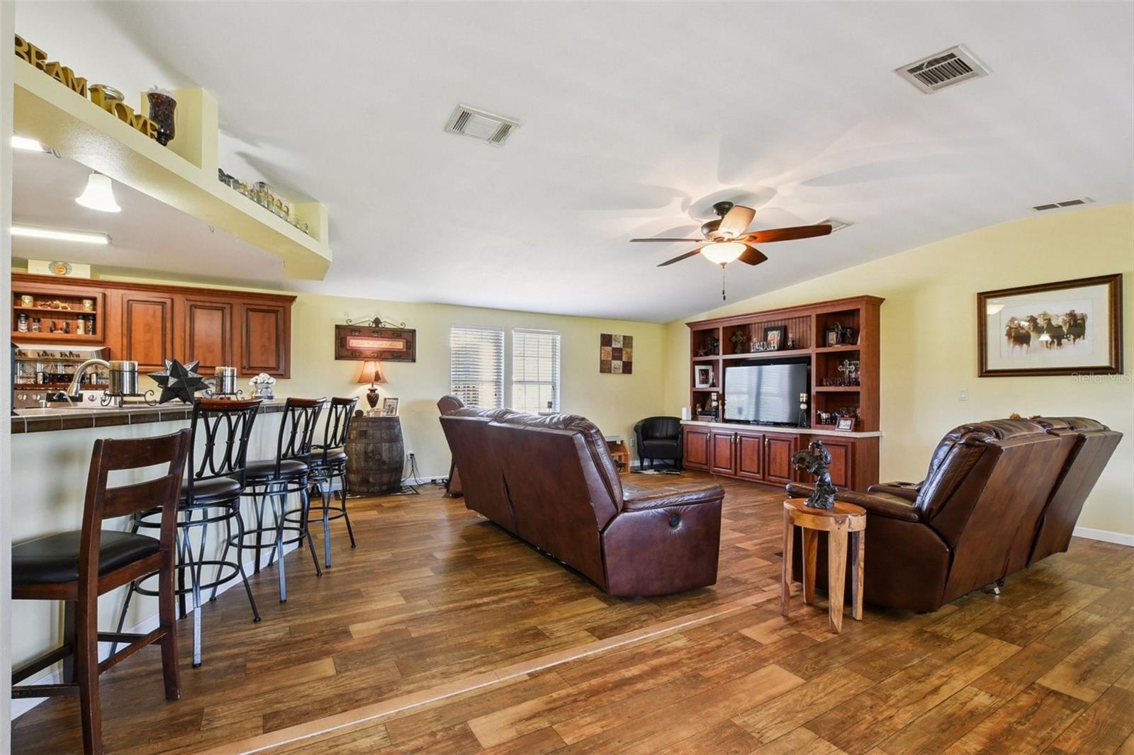 ACREAGE & UNREC - Residential