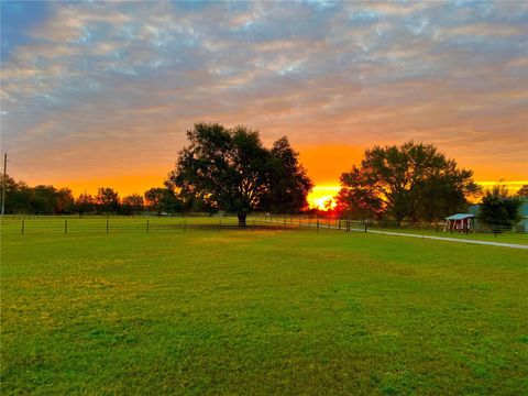 Tiny photo for 28321 Shirley Shores Road, Tavares, FL 32778 (MLS # G5103182)