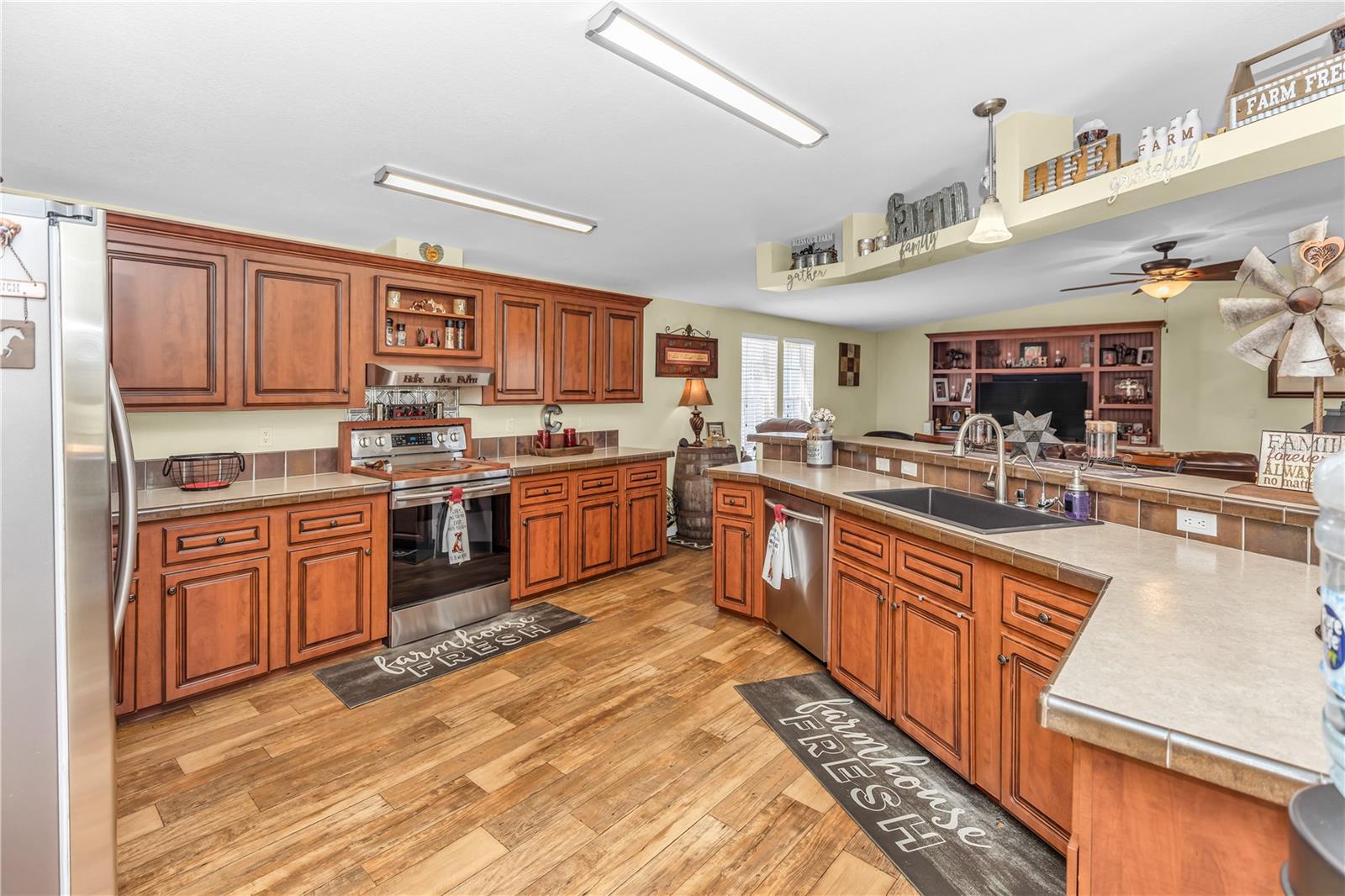 ACREAGE & UNREC - Residential