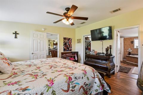 Tiny photo for 28321 Shirley Shores Road, Tavares, FL 32778 (MLS # G5103182)