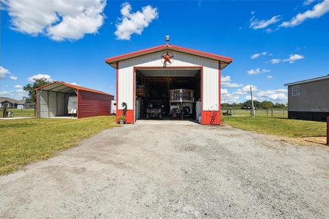 Tiny photo for 28321 Shirley Shores Road, Tavares, FL 32778 (MLS # G5103182)