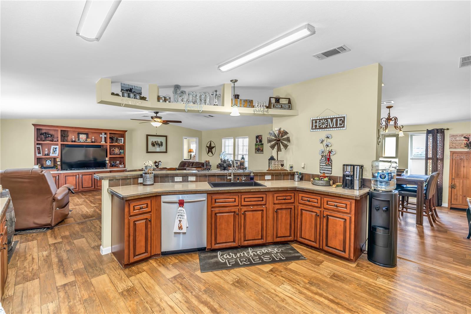 ACREAGE & UNREC - Residential