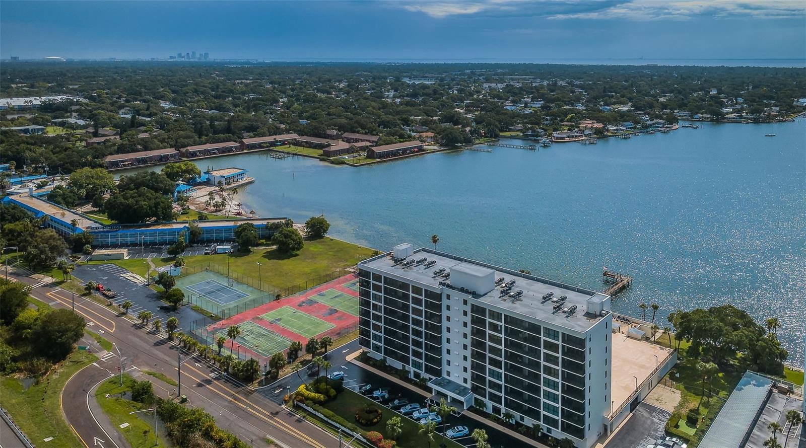 7100 SUNSHINE SKYWAY LANE S 203